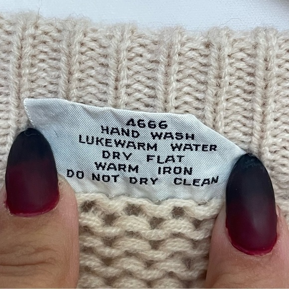 VTG Kmart Chunky Knit Button Cardi - H23 - Picture 3 of 5